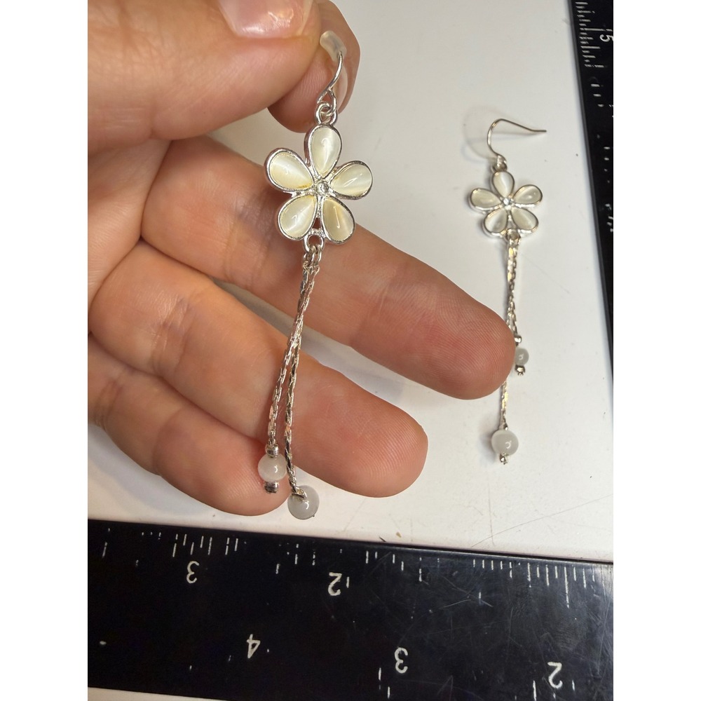 Silver Tone White Floral Dangle Earrings Iridescent Flower Bead Drop Earrings